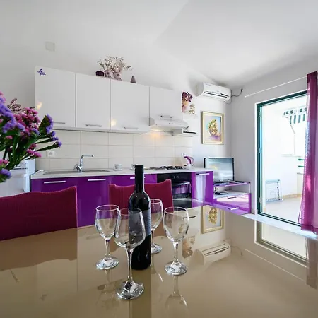 Vala - With Boat Mooring