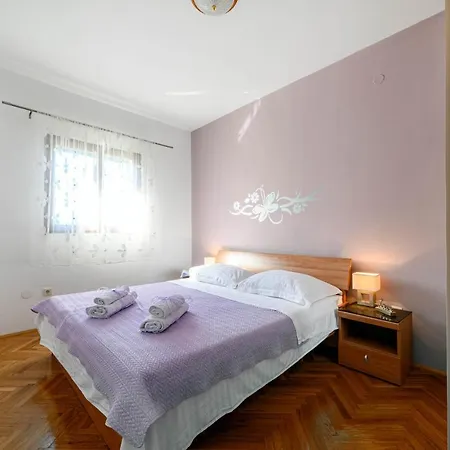 Vala - With Boat Mooring