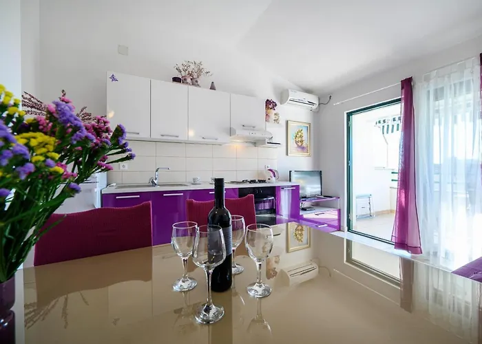 Vala - With Boat Mooring