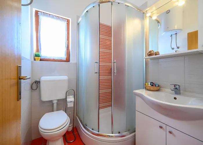 Vala - With Boat Mooring