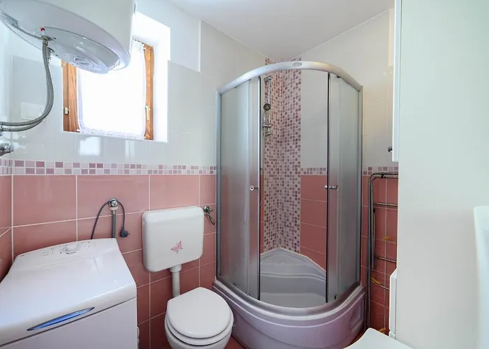 Vala - With Boat Mooring