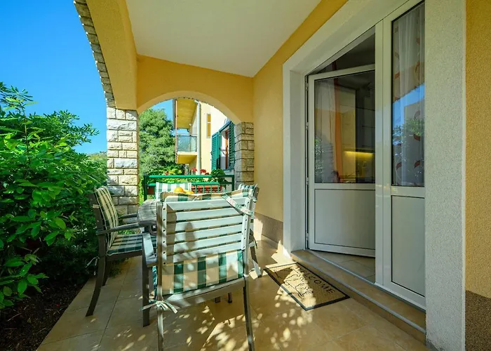 Vala - With Boat Mooring Zaboric