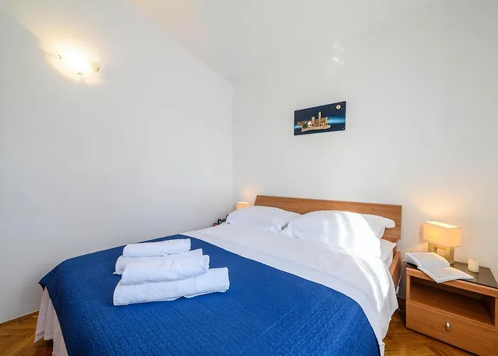 Vala - With Boat Mooring *