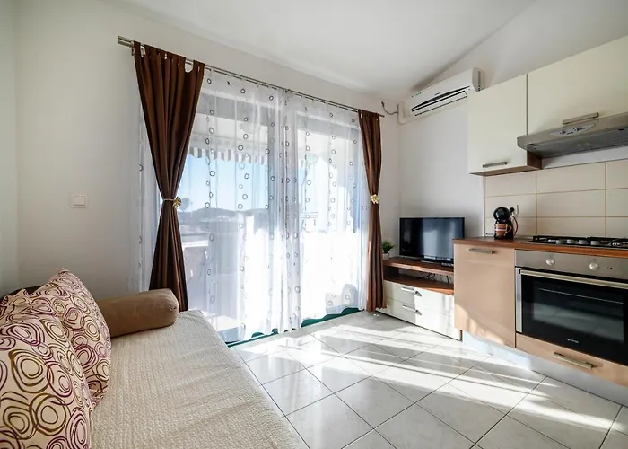 Vala - With Boat Mooring * Žaborić