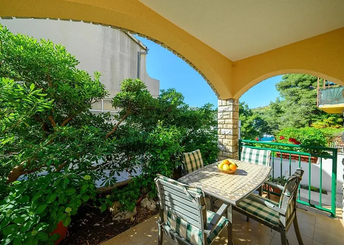 Vala - With Boat Mooring Zaboric