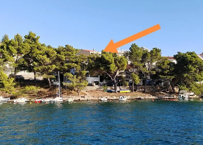 Vala - With Boat Mooring ז'אבוריץ'